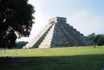 06 Chichen Itza.jpg